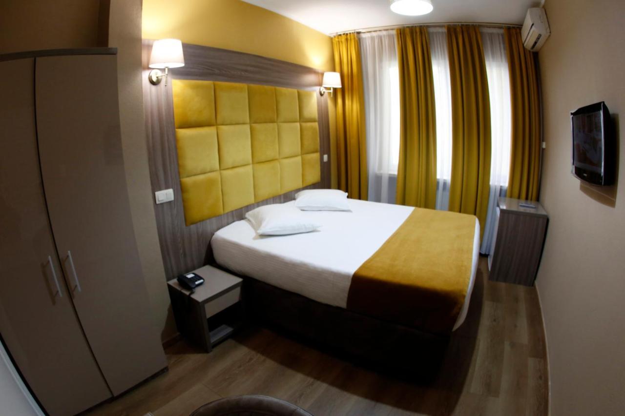 Staying In Saint-Gilles: 12 Central Brussels Hotels Compared